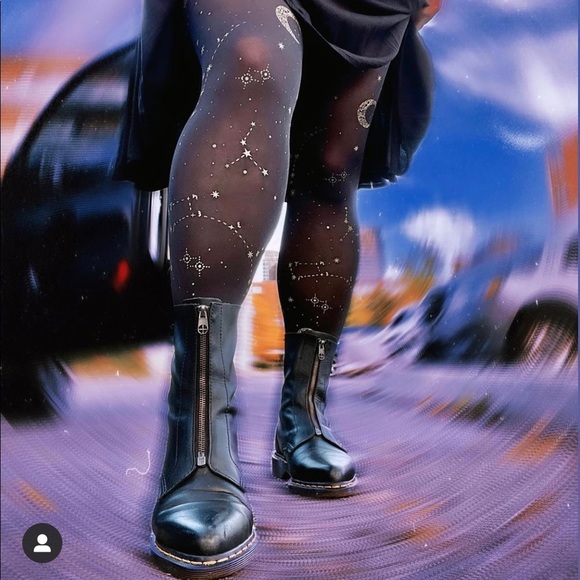 ❗️ISO❗️ Doc Martens Zena Boots - Picture 2 of 3